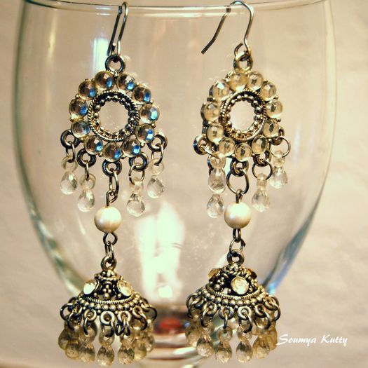 white-jhumka