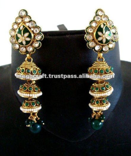 Antique_Jhumka_Earrings_Antique_pearl_earrings_indian