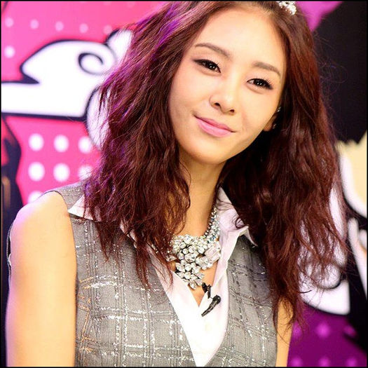 ~.~ Hey Bora :) Hello :-h