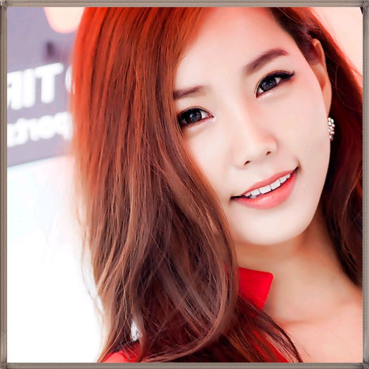 <~> ..Stam.. ne plictisim.. :( ..Tu? ..Aa.. de cand locuiesti aici? ;;)