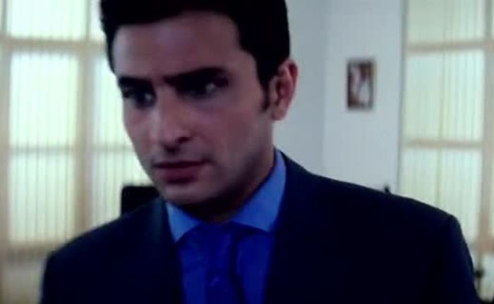vlcsnap-00011 - Saif Ali Khan 3