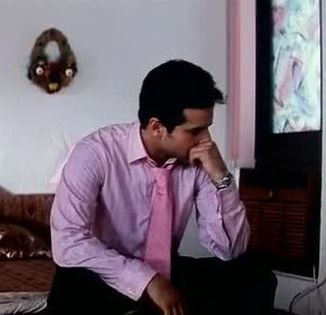 vlcsnap-00017 - Saif Ali Khan 3