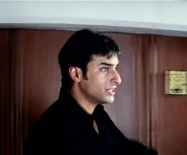 vlcsnap-00070 - Saif Ali Khan 3