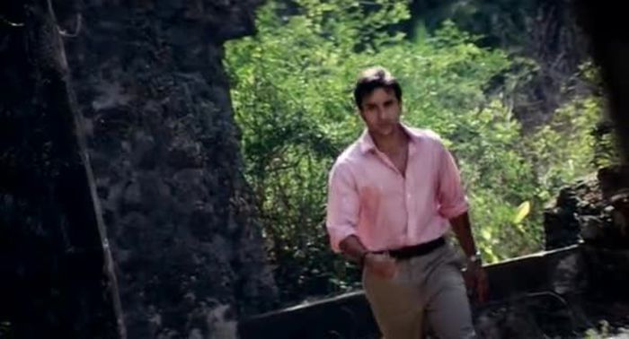 vlcsnap-00114 - Saif Ali Khan 3
