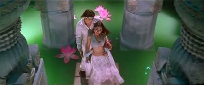VLCsnap-00190 - Tumse Milke