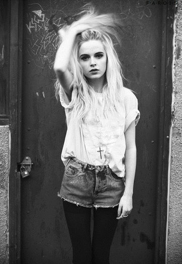 tumblr_mjyq5f0HFD1rhxsyeo1_500_large - Aa daa salut de bun venit-- Heiiii