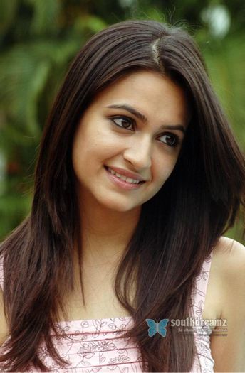  - KRITI KHARBANDA