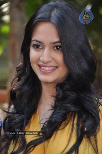 - KRITI KHARBANDA