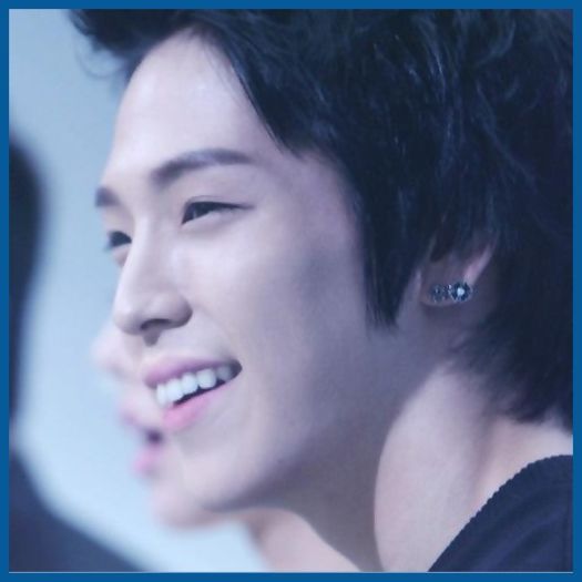 * {de la bucatarie} Sigur?:)) :o3.