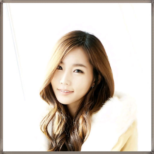 <~> ...:-?? ..Nu stiu ce faceti voi.. Dar eu una.. ma duc in parc..Byee.. :-h.. [pleaca] ..