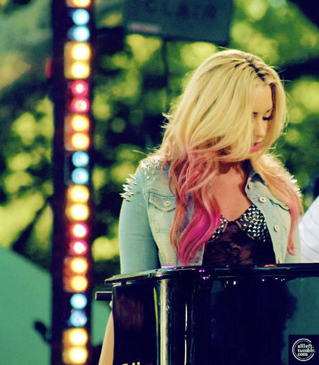 tumblr_m6rkv2S8JE1rnjoxwo1_500_large_large