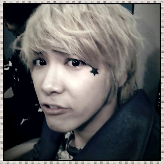 >> ..[in soapta] ..Nu vreau.. :-s ...Tu ce intelegi? ..ca eu aud doar ..`vina mea` ..`vina ta` ..:)) - l - x - Episodul 29 - x - l