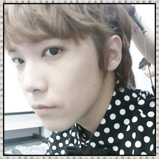 >> [in soapta] ..Poatee.. :-? ..Sau poate e altceva.. :> ..:)) - l - x - Episodul 29 - x - l