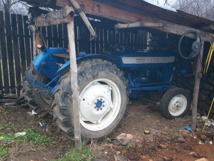tractor  ford - poze diverse