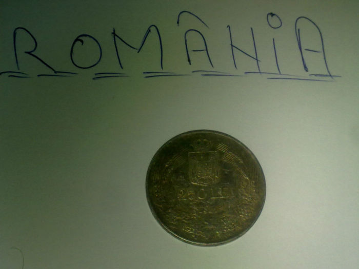 Picture 025 - 2 monede vechi