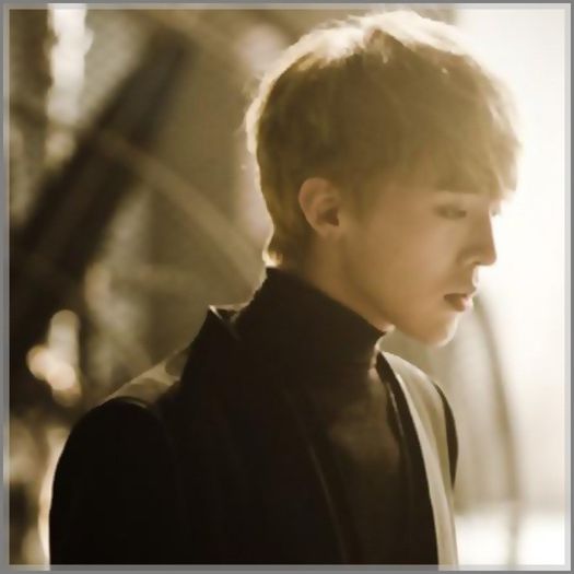 ^^..N`am facut nimic din ce crezi tu..Deci inceteaza sa o santajezi pe Bora asa,okey?..