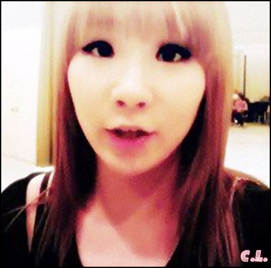 > Pff..This little..:-L :| Woaah..:| Noapte bună.. .pleacă la bucătărie. - l - x - Episodul 30 - x - l