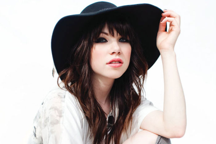 CarlyRaeJepsen_600-400-03-08-12