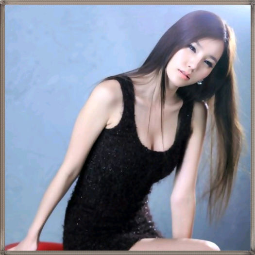 <~> ...Sa scape de mine. :| ..