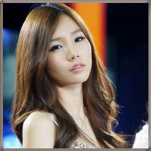 <~> ..Daca ma cert maine cu domnisorica.. S`ar putea ca Hoon.. sa se supere din nou.