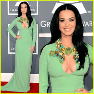 katy-perry-grammys-2013-red-carpet - Katy Perry