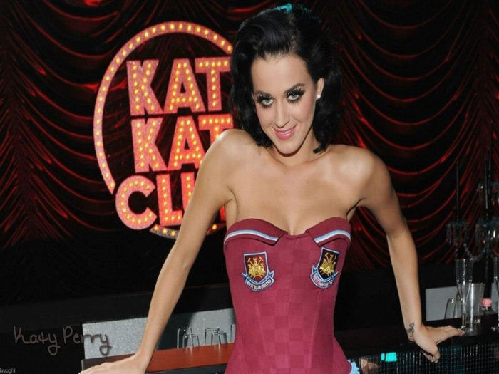 -Katy-Perry-katy-perry-32531007-1024-768