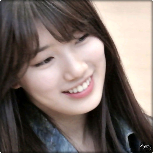 <*> ..Eu am plecat.. byees. :)) .<pleaca>