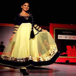 92 - QX-Rashmi Pitre