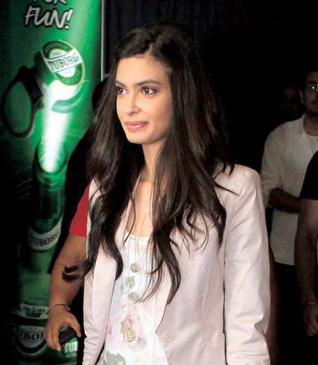  - DIANA PENTY