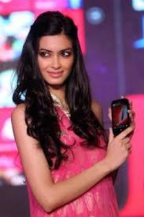  - DIANA PENTY