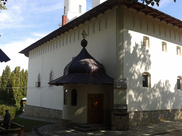 2012-08-17 15.26.43 - Manastiri N Moldovei