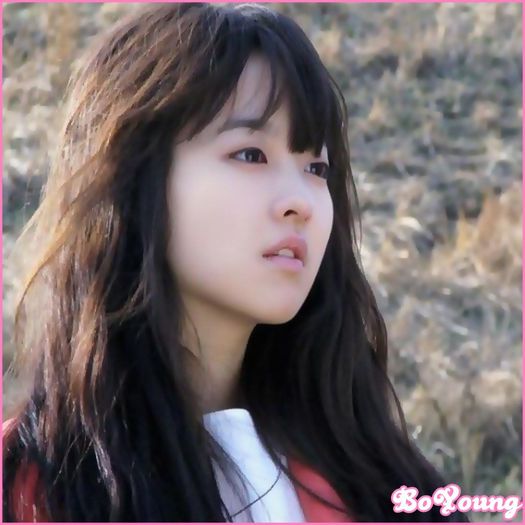 ♥ Spun.. Hyo poate a exagerat.. Bora nu e chiar cum spune ea.. Dar.. Mnah,nu mai spun nimic.. Oricum