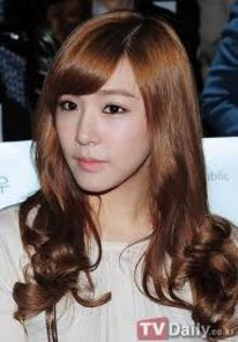 t27 - Tiffany