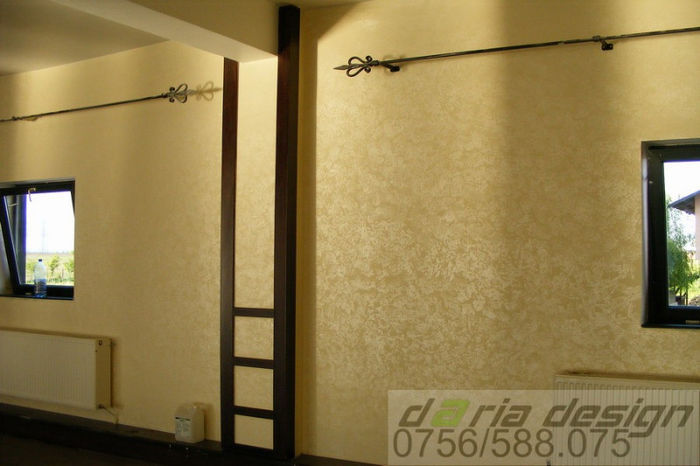 finisaje decorative-perete-cu-Velvet-Rose-Petals