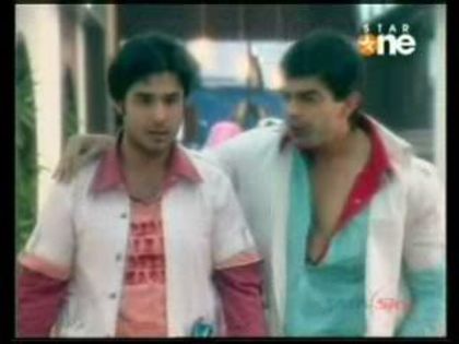 252669_338453742898849_1834147379_n - xxDill Mill Gayye boysxx