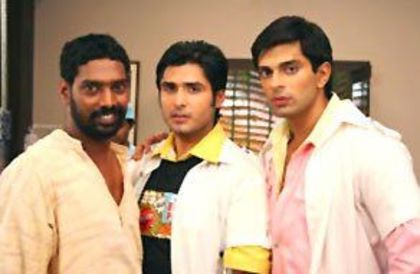 307050_252540064860084_198128760_n - xxDill Mill Gayye boysxx