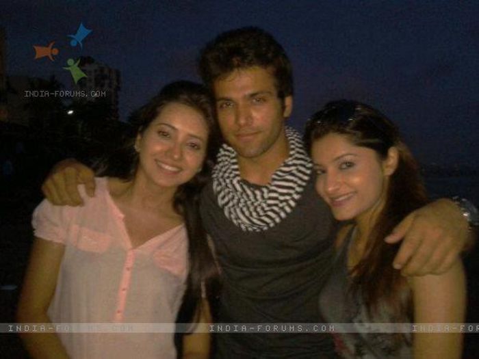 394964_408322489247250_594567862_n - xxRithvik Dhanjani si Asha Negi-Arjun si Purvixx