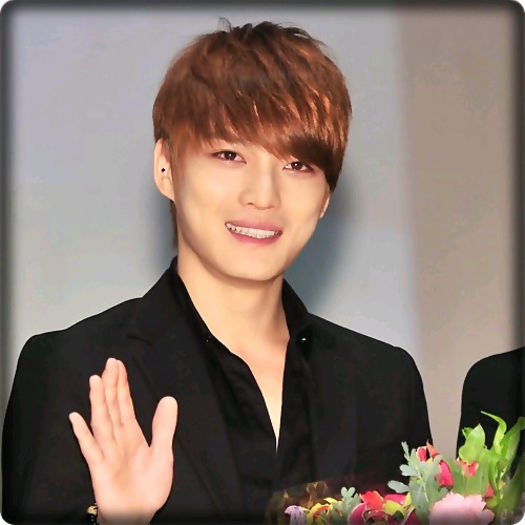 @. ..Byee.. Acum ne imputinam? ..:-< ..Asta e.. :)) - l - x - Episodul 35 - x - l