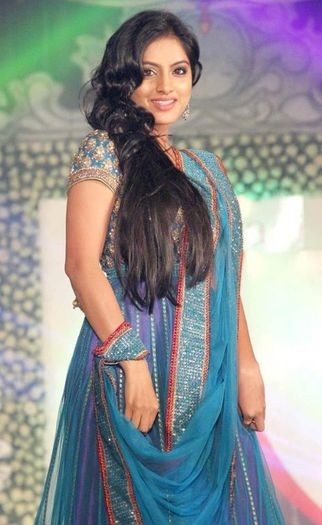 3 - qx-Deepika Singh