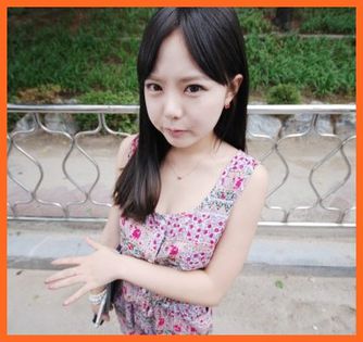 [;] O omor..:-L O distrug.. de ce se atinge de oppa?:-L.