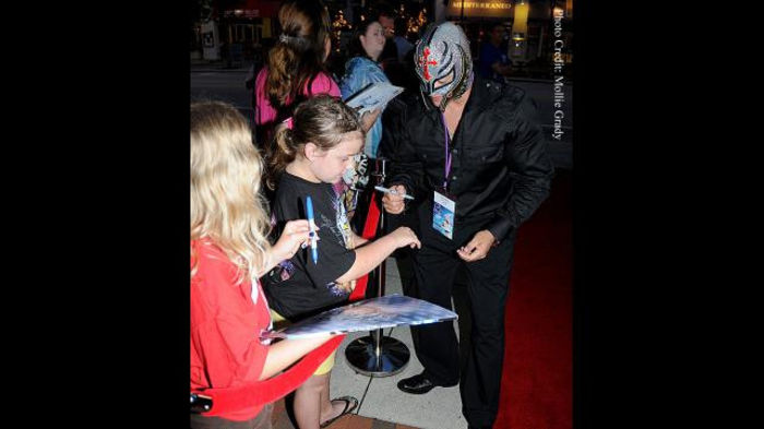 03_SFF_0422_0006 - Rey Mysterio and Kelly Kelly at Sarasota Film Festival