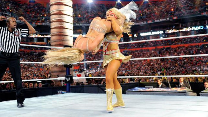 WM28_Photo_127-1 - Kelly Kelly and Maria Menounos vs Beth Phoenix and Eve