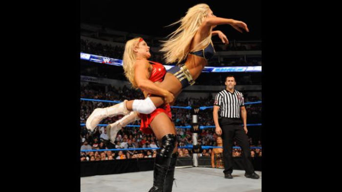 SD_634_Photo_058 - Kelly Kelly vs Beth Phoenix 3