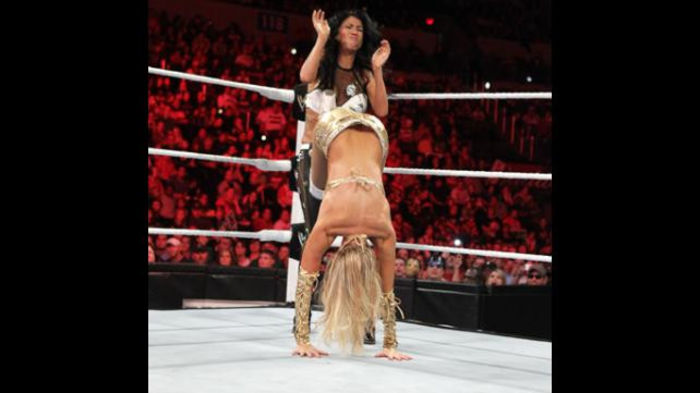 RAW_959_Photo_088 - Kelly Kelly and Eve vs Tamina and Rosa Mendes