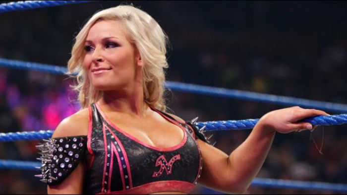 SD_632_Photo_045 - Kelly Kelly vs Natalya 2