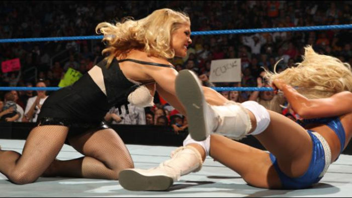 SD_629_Photo_063 - Kelly Kelly vs Natalya 3