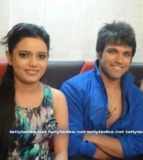 184944_372422399509356_306142202_n - xxRithvik Dhanjani and Shruti Kanwar-Arjun and Ovixx