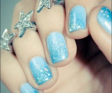 6498f1838deca14c39df931c793fe26e_thumb - xo_Modele unghii_xo