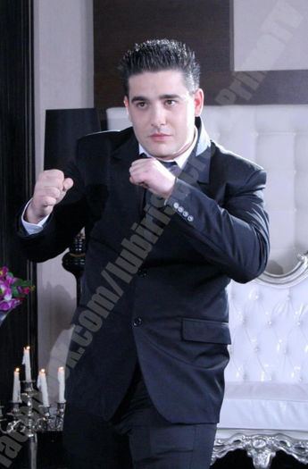 58904_500963233296036_1671056316_n