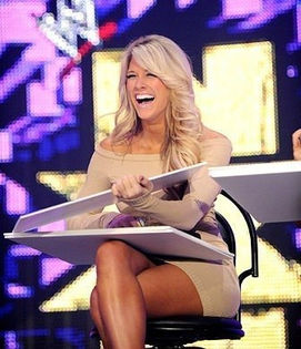 LMMBjXA3Fyg - In the ring